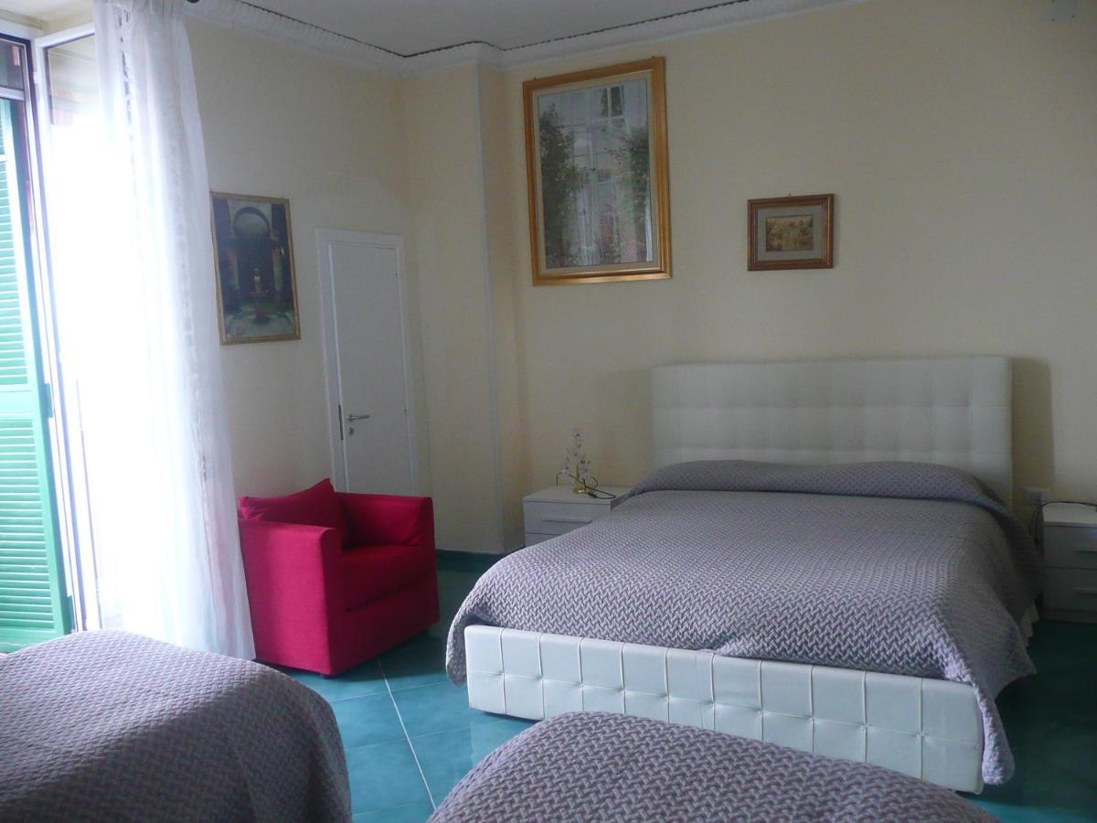 I Papiri Bed & Breakfast Ercolano Bagian luar foto