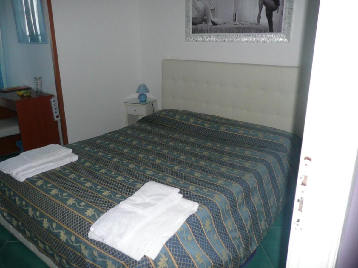 I Papiri Bed & Breakfast Ercolano Bagian luar foto